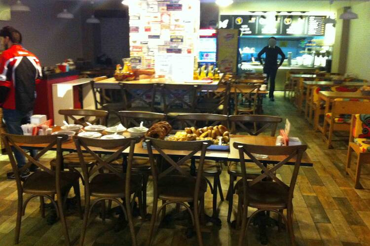 Madam Butterfly Restaurant Cafe Sanayi Kagithane Istanbul
